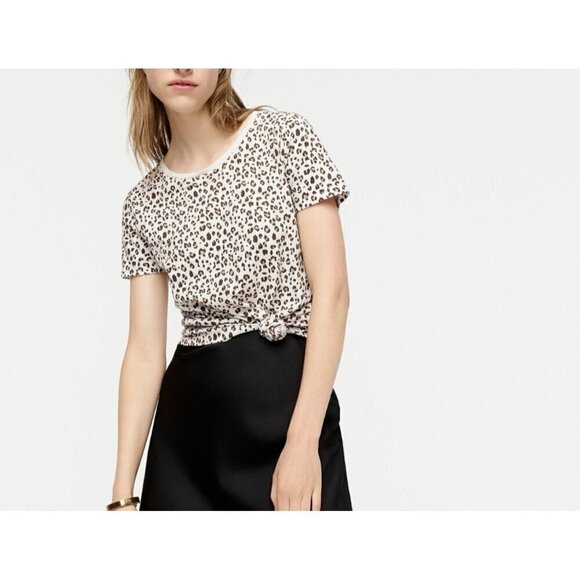 J.CREW Tops - J.Crew Sz Small Vintage 100% Cotton Crewneck T-shirt in Leopard Print NWT